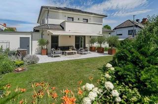 Einfamilienhaus kaufen in 61250 Usingen, Usingen - Modernes Energiesparhaus KfW55 in begehrter Lage von Usingen mit Sauna, EBK, Garage und Gartenidylle