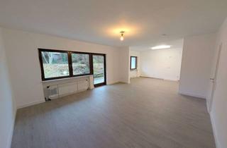 Wohnung kaufen in 68799 Reilingen, Kernsanierte große 3 ZKB Wohnung mit 88 m² + Stellplatz, Terrasse & Gartenanteil in Reilingen