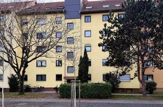 Wohnung kaufen in 69181 Leimen, Gepflegte 4-Zimmer-Dachgeschosswohnung mit Loggia, Hobbyraum und zwei Stellplätzen in Leimen