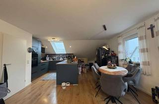 Wohnung kaufen in 84030 Ergolding, Große 4-Zimmer-DG-Wohnung mit Stellplatz und Carport in ruhiger Lage!!!