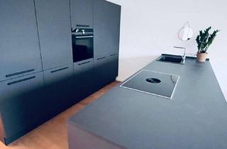 Wohnung kaufen in Meisenweg, 91187 Röttenbach, Provisionsfreie 3-Zi-ETW Garten + Balkon * KfW40 PV + Batterie * EBK * Bahnhofsnähe *