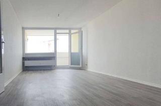 Wohnung mieten in Hustadtring 151, 44801 Querenburg, Renovierte Wohnung mit Panoramablick *Bo-Uni-Center* Nur in Kombination mit Garage zu vermieten!