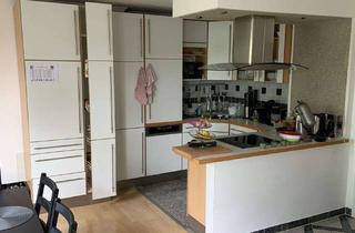 Wohnung mieten in 33602 Innenstadt, Dachgeschosswohnung 3,5 Zimmer mit Einbauküche in der Bielefelder Altstadt