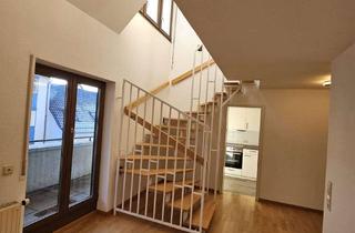 Wohnung mieten in Schönaicher Straße, 71032 Böblingen, Einziehen & Wohlfühlen: Sanierte 3-Zi.-Maisonette mit Balkon im Herzen Böblingens – provisionsfrei