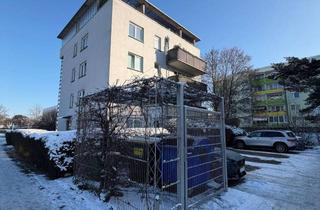 Wohnung mieten in Donaustraße, 14974 Ludwigsfelde, Teils Renovierte 2-Zi.-Wohnung mit neuerer EBK & Balkon