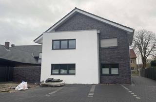 Wohnung mieten in Beelener Straße 56, 33442 Herzebrock-Clarholz, Exklusive 1,5-Zimmer-Etagenwohnung mit Balkon und EBK in Clarholz WHG 06