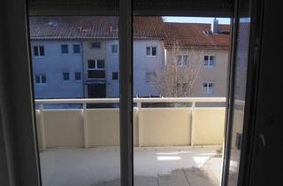 Wohnung mieten in Im Weiherwuhr 74, 72458 Albstadt, 2-Zimmer Wohnung mit Balkon im 2. OG in Albstadt