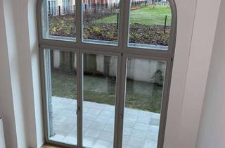 Wohnung mieten in Henriette-Lustig-Strasse 14, 12555 Köpenick, Süd-West-Terrasse zum Innenhof! Direkt an der Spree mit EBK!