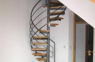 Wohnung mieten in Konrad-Adenauer-Straße 11, 63452 Hanau, Wunderschöne, helle 2,5 Zimmer Wohnung mit Spitzboden, Balkon.