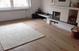 Wohnung mieten in 44581 Castrop-Rauxel, 100 m² Wohnung mit Balkon (Südlage) , 1. OG , Parkett, Kamin usw.