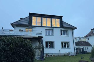 Wohnung mieten in Niederholzstraße 32, 88045 Friedrichshafen, hochwertig sanierte Dachgeschoss- Altbauwohnung mit Seeblick