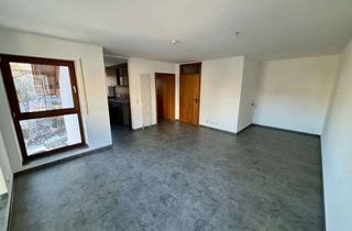 Wohnung mieten in Sinabronnerstraße, 89173 Lonsee, Schöne 1-Zimmer Wohnung im 2. OG mit Balkon und hochwertiger Einbauküche in Lonsee