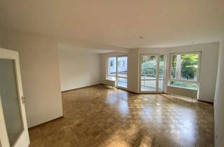 Wohnung mieten in 22415 Langenhorn, Helle 2-Zimmer EBK Balkon Tiefgarage Nähe Langenhorn Markt