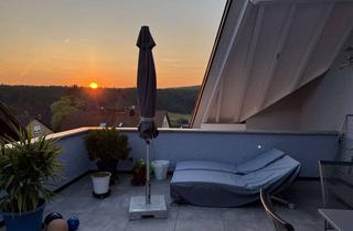 Wohnung mieten in 97892 Kreuzwertheim, Helle 4-Zimmer-Dachgeschosswohnung mit großer Sonnenterrasse und traumhaftem Ausblick ins Grüne