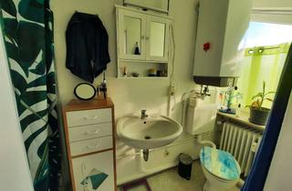 Wohnung mieten in Graf-Wolfegg-Straße 65, 72108 Rottenburg, Gepflegte Dachgeschoss-Wohnung mit 2,5 Zimmern und Einbauküche in Rottenburg