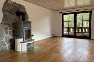 Wohnung mieten in 53505 Kirchsahr, Attraktive 3-Zimmer-Dachgeschosswohnung mit Einbauküche in Kirchsahr von Privat