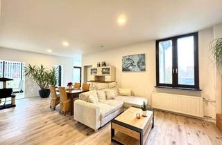 Haus kaufen in 75236 Kämpfelbach, Attraktive Immobilie mit besonderem Charme – modernes Ein- bis Zweifamilienhaus