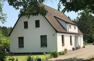 Haus kaufen in 27607 Langen, Modernisiertes Wohnhaus (4 Wohneinheiten) mit 3 Garagen und großem Grundstück in Geestland/Langen