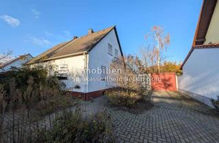 Doppelhaushälfte kaufen in 68305 Gartenstadt, Kleine Doppelhaushälfte auf großem Grundstück!