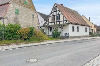 Einfamilienhaus kaufen in 91154 Roth, Handwerker aufgepasst ! Einfamilienhaus mit Entwicklungspotenzial in Roth-Wallesau