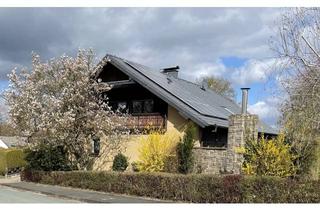 Haus kaufen in 32699 Extertal, Raum für Familie & Zukunft – Zweifamilienhaus mit Terrasse und Loggia