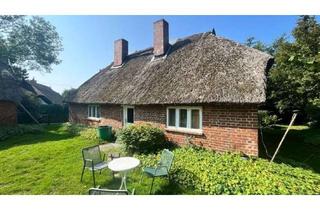 Haus kaufen in 18581 Putbus, Reetdachidylle auf weitem Land