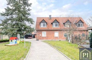 Haus kaufen in 24250 Warnau, Doppelte Wohnchance: Zwei Häuser, viele Möglichkeiten - Vermieten, verbinden oder Mehrgenerations...