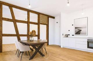 Haus mieten in 97209 Veitshöchheim, Exklusives Haus zur Miete: Design, Historie und Main-Blick perfekt vereint