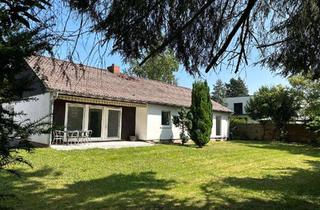 Haus mieten in Kastanienweg, 63303 Dreieich, Saniertes Einfamilienhaus mit großem Garten in Dreieich-Buchschlag