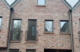 Haus mieten in 26188 Edewecht, Bezugsbereit! Modernes, gemütliches Reihenmittelhaus vor Oldenburg - KfW 40 Standard, Garten, 6 Zim