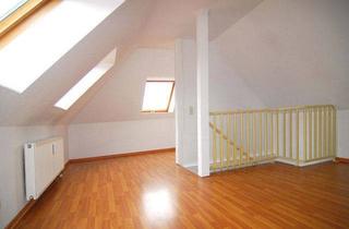 Wohnung mieten in Carolastraße 28, 08056 Zwickau, Hübsche Dachgeschoss-Maisonette-Wohnung in zentrumsnaher, grüner Lage!