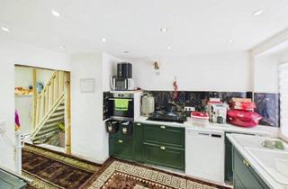 Einfamilienhaus kaufen in 66280 Sulzbach, Charmantes Einfamilienhaus mit Keller und großzügigem Grundstück in ruhiger Lage von Sulzbach!