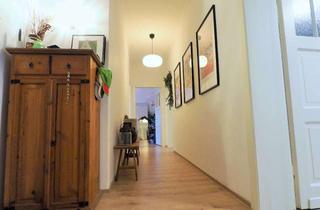 Wohnung kaufen in 41515 Grevenbroich, ++ Für ALTBAU-LIEBHABER: Modernisierte EG-Wohnung in gefragter Lage – aktuell vermietet! ++