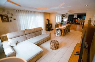 Haus kaufen in 77731 Willstätt, Mediterraner Gartentraum trifft auf modernes Wohnen – Zweifamilienhaus Exklusiv in Willstätt