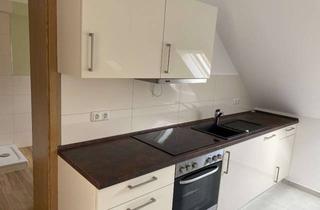 Wohnung mieten in Steingasse 21, 65183 Wiesbaden, Charmante 2-Zimmer Dachgeschosswohnung in Wiesbaden-Mitte, frisch saniert