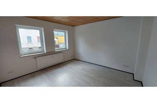 Wohnung mieten in Unlitzstraße 19, 95111 Rehau, Helle 2-Zimmer Erdgeschosswohnung in Rehau incl. Mitbenutzung des großen Gartens.