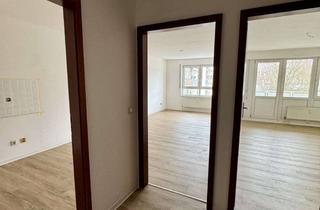 Wohnung mieten in 09130 Sonnenberg, Frisch renovierte 2-Raum-Wohnung mit Balkon, TG-Stellplatz & Aufzug in Chemnitz-Gablenz