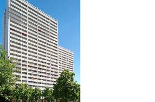 Wohnung mieten in Anton-Saefkow-Platz, 10369 Lichtenberg, unrenviert