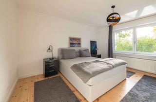 Wohnung mieten in Ahlener Weg 25, 12207 Lichterfelde, Luxuriöses Zimmer mit Balkon in Lichterfelde (Steglitz)