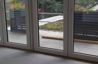 Wohnung mieten in 42113 Wuppertal, Neubau, 3 Zimmerwohnung, Echtholzparkett, Erdwärmepumpe