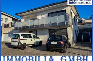 Haus kaufen in 66497 Contwig, IM NEUBAUGEBIET - Freist. 2-Fam. Haus mit 2 Garagen in bester Lage von 66497 Contwig