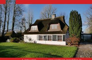 Haus kaufen in 25792 Neuenkirchen, Dithmarscher Schmuckstück sucht Liebhaber | Erneuertes Reet und freier Blick in Feldrandlage