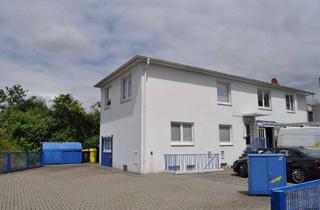 Anlageobjekt in Eidelstedter Platz, 22523 Eidelstedt, ***RESERVIERT*** Wohn-/ und Geschäftshaus in Sackgassenlage unweit des Eidelstedter Platzes