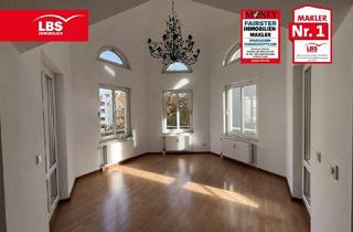 Wohnung kaufen in 13156 Berlin, Berlin - Charmante, freie 2-Zimmer-Wohnung mit Turmzimmer in Pankow