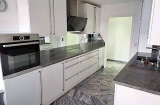 Wohnung kaufen in 66299 Friedrichsthal, Friedrichsthal - Sanierte 4 ZKB Luxuswohnung mit Loggia und Garage