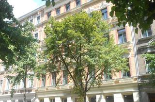 Wohnung kaufen in 04315 Leipzig, Leipzig - 2-Raum-Wohnung im Denkmal, großer Balkon, Energieklasse A, Aufzug