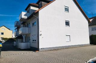 Wohnung kaufen in 91077 Neunkirchen, Neunkirchen am Brand - Unvermietete 3 Zimmer Dachgeschoss Wohnung