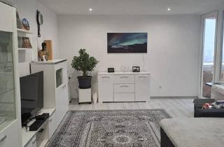 Wohnung kaufen in 96450 Coburg, Coburg - Renovierte 3-Zi.-Whg. Balkon, Fernblick, EBK, möbliert