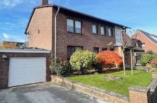 Wohnung kaufen in 41352 Korschenbroich, Korschenbroich - Nicht alltägliche 3-Zimmerwohnung mit Garten in guter Lage von Kleinenbroich Nähe Jüchener Bach