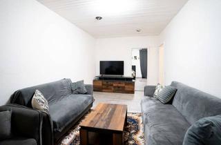 Wohnung kaufen in 42651 Solingen-Mitte, Kapitalanlage: Souterrainwohnung mit Garten in Solingen-Mitte